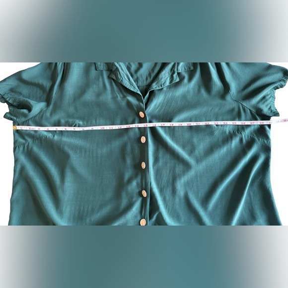 ModCloth Such a Cat-ch Button Up Top Emerald Green and Gold Cat Buttons Sz 3X - Picture 4 of 9